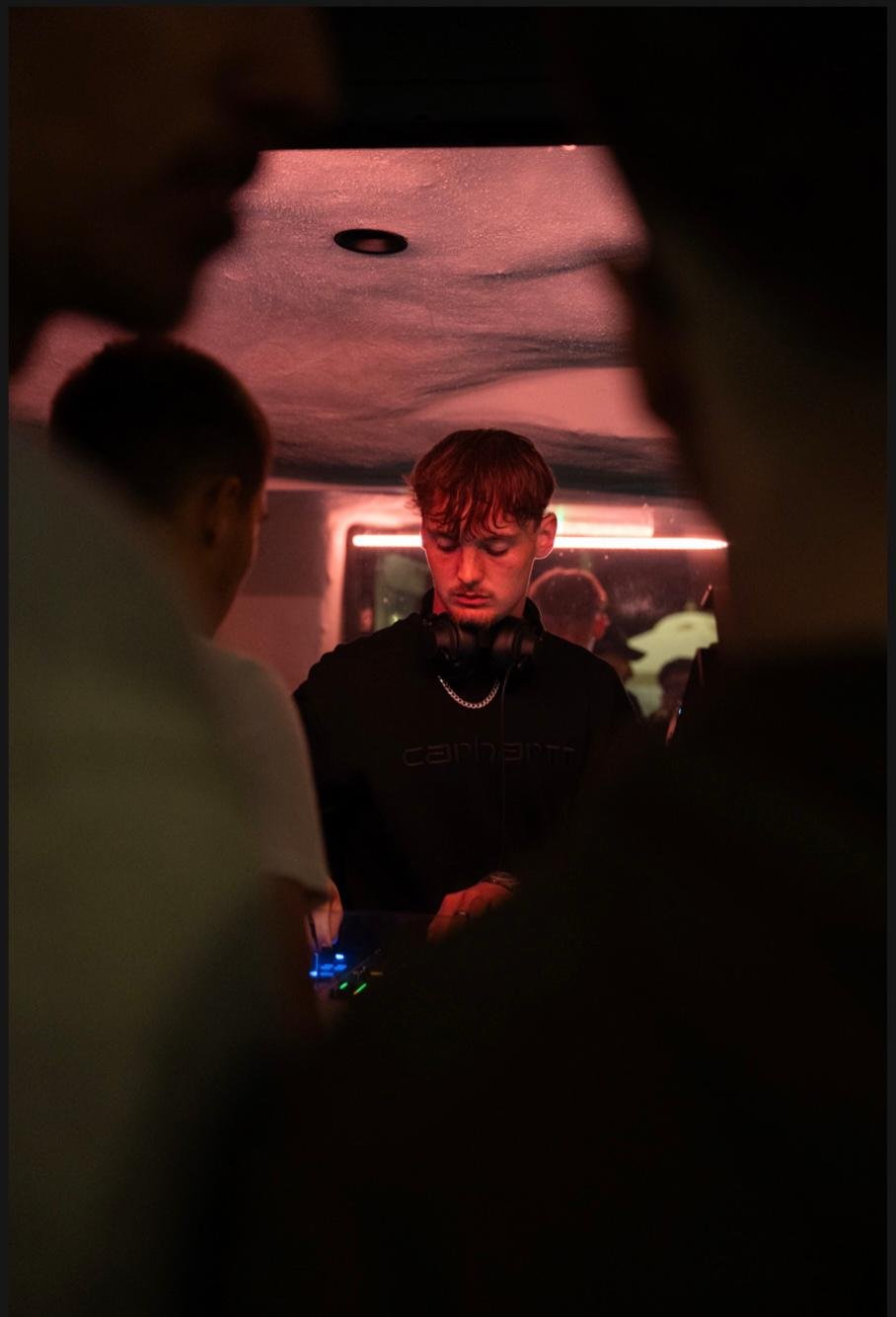 Zak Lomas DJ set